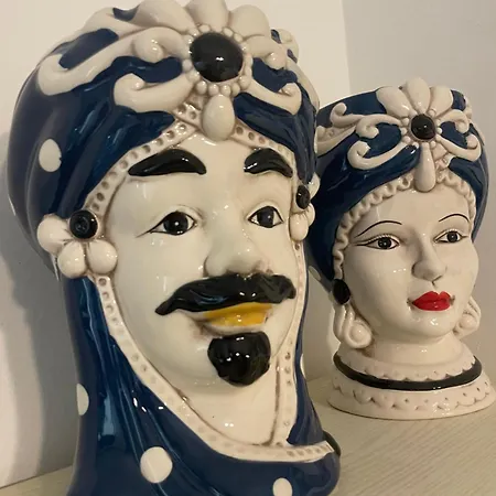 Naxos House Апартаменти *